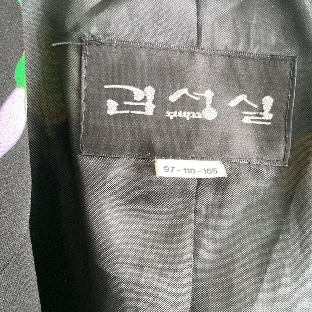 Blazer - Picture 4 of 5